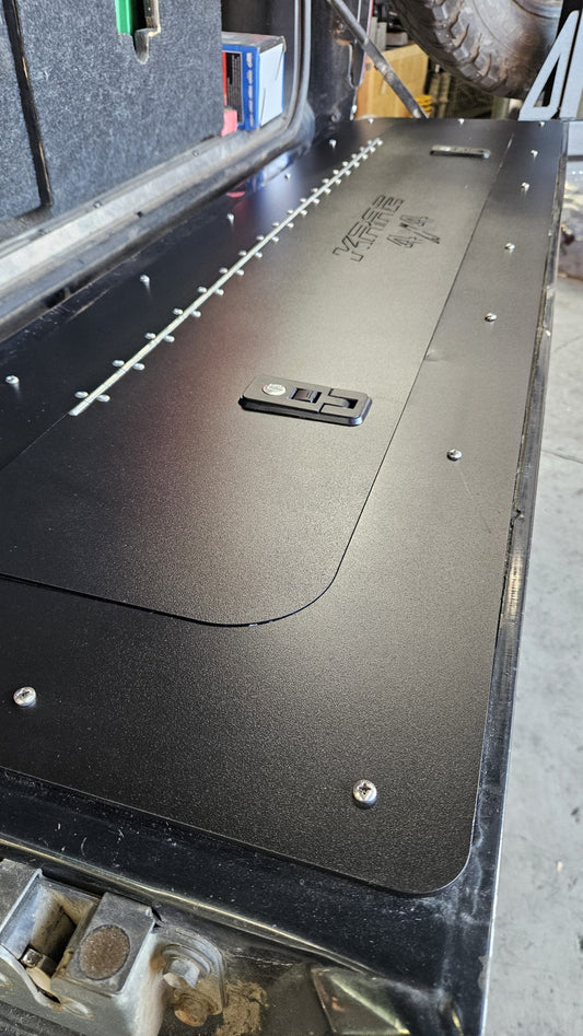 KRAE 4x4 | Toyota Landcruiser 80 Series Tailgate Storage Kit