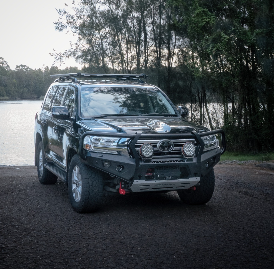 Rockarmor | GT Hoop Steel Bull Bar To Suit Toyota 200 2015+
