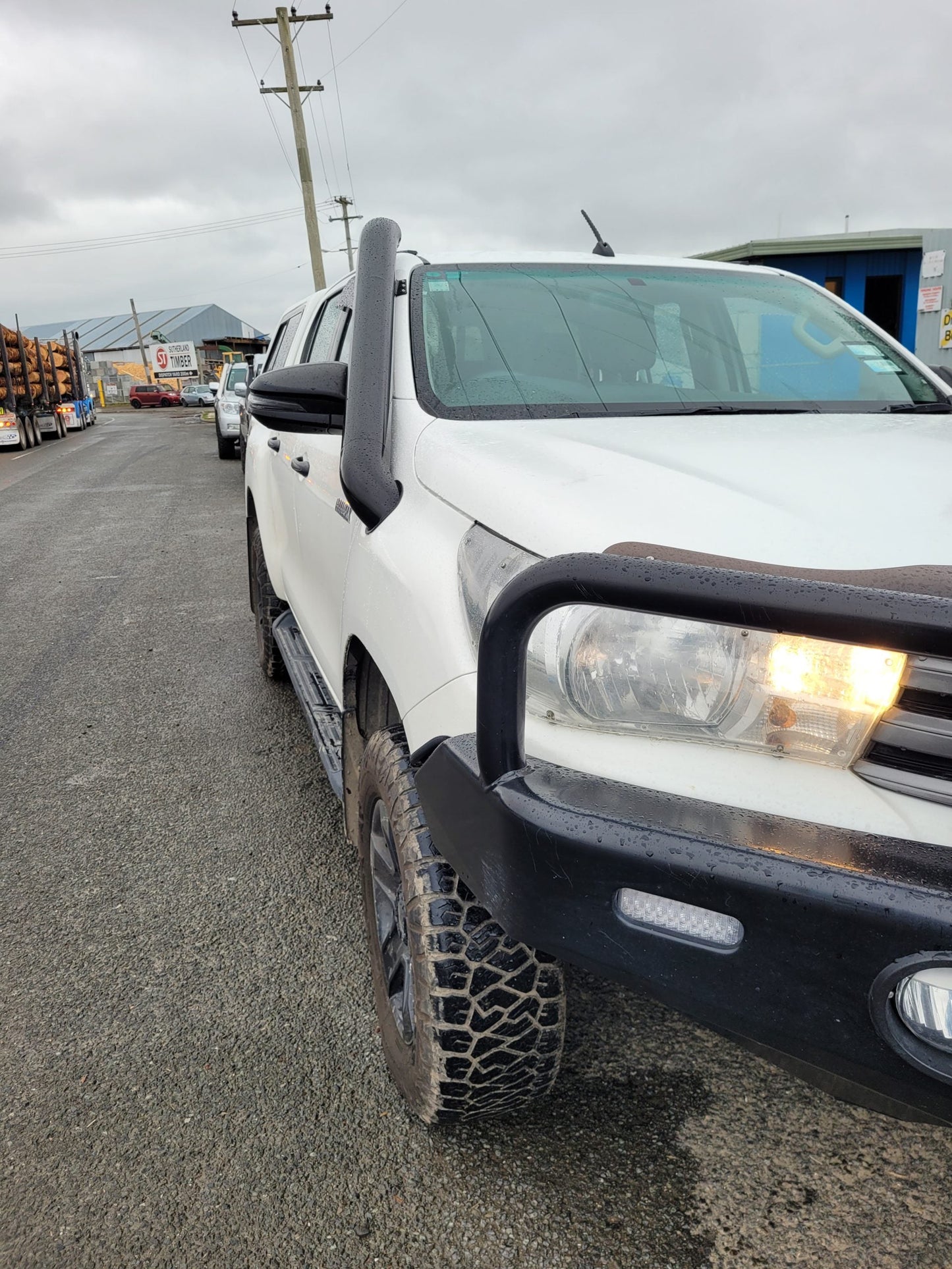 KRAE 4x4 | Toyota Hilux N80 Snorkel 2015+