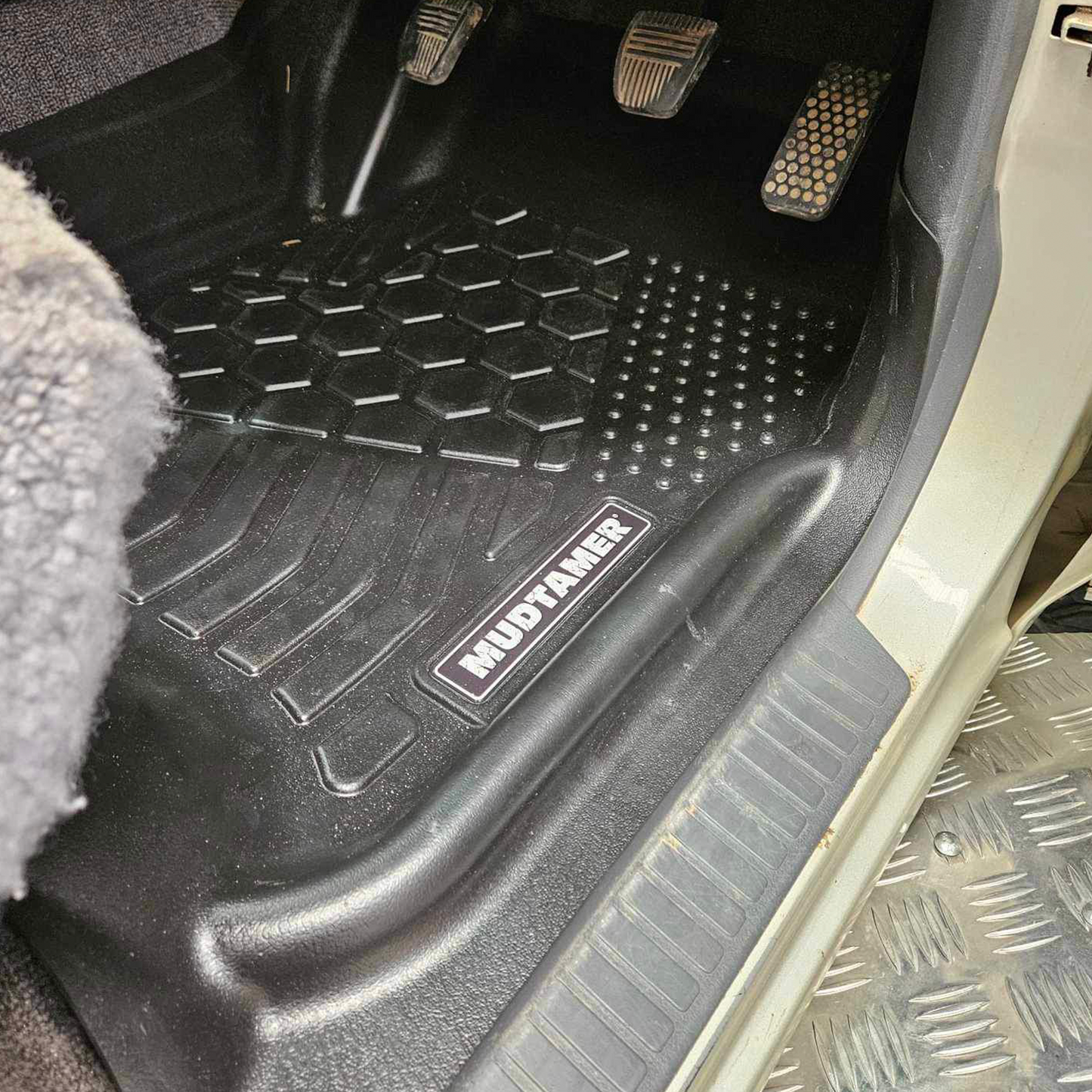 MUDTAMER | Floor Mats - Toyota Land Cruiser 80 Series 1990-1998