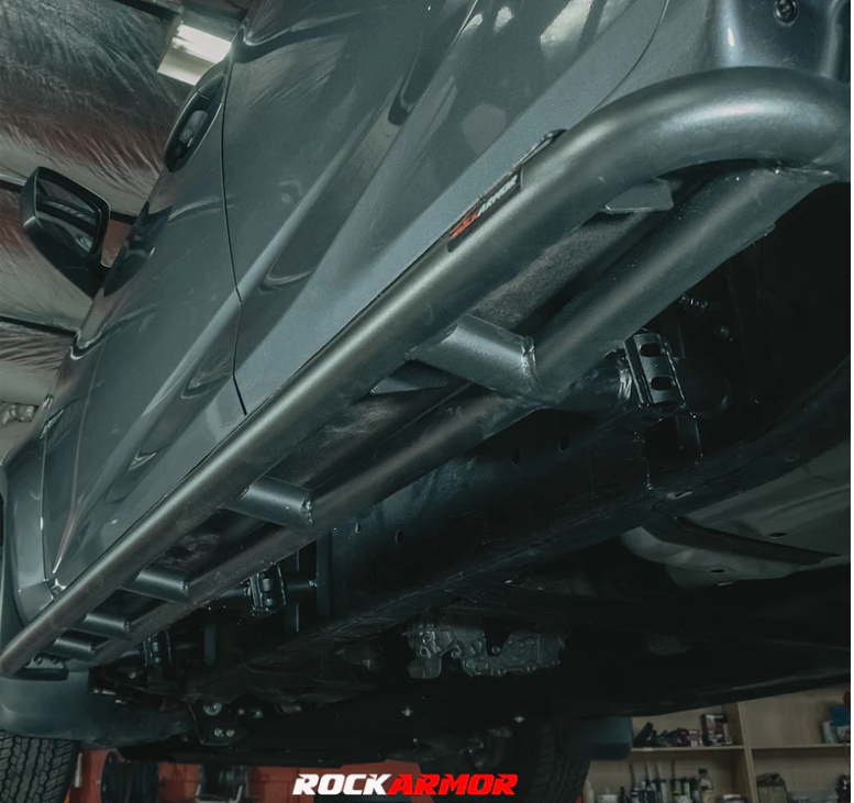 ROCKARMOR  STEEL ROCK SLIDERS SIDE STEPS TO SUIT ISUZU DMAX 08/20+ - Hybrid Street&4x4