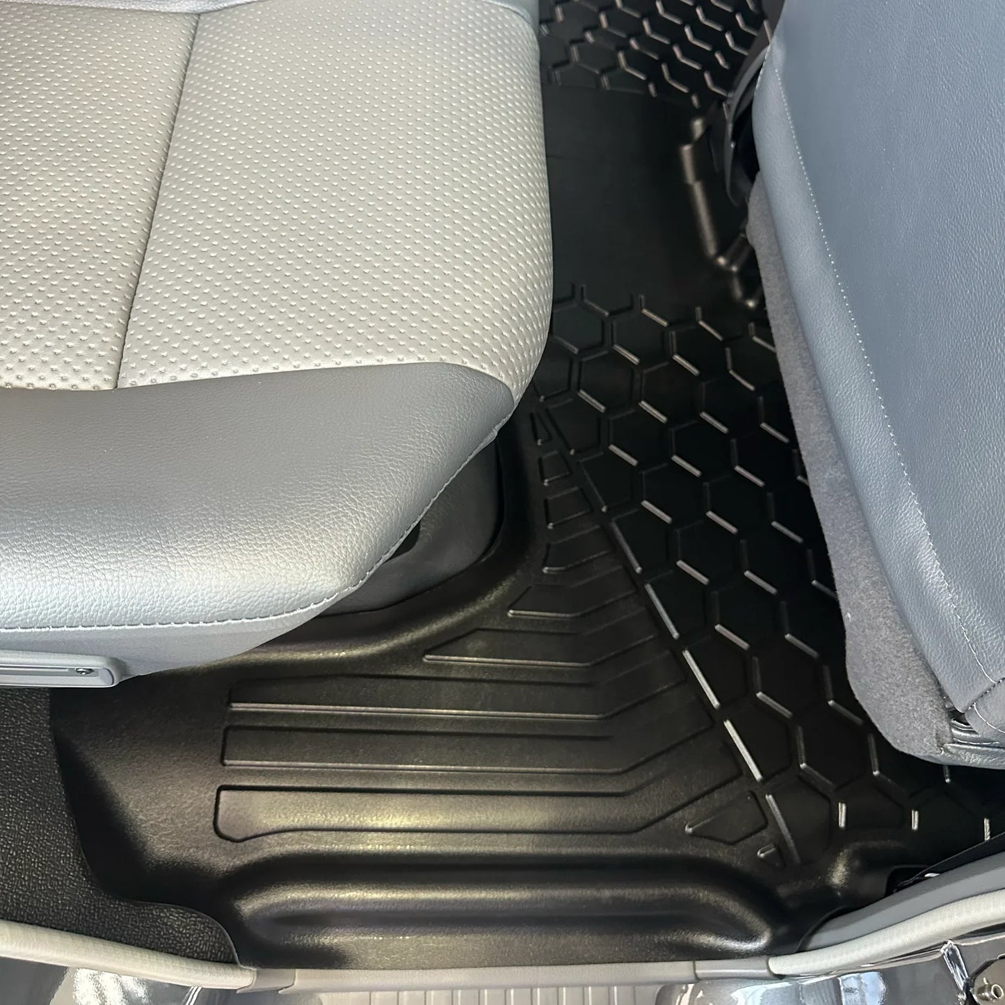 MUDTAMER | Floor Mats - Toyota Land Cruiser 79 Series Dual Cab 2012-2023