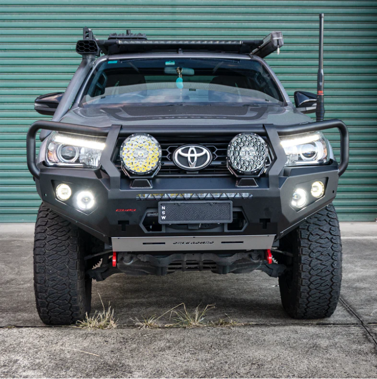ROCKARMOR GT STEEL HOOP BULLBAR TO SUIT TOYOTA  HILUX BULLBAR 2015 -2020 - Hybrid Street&4x4