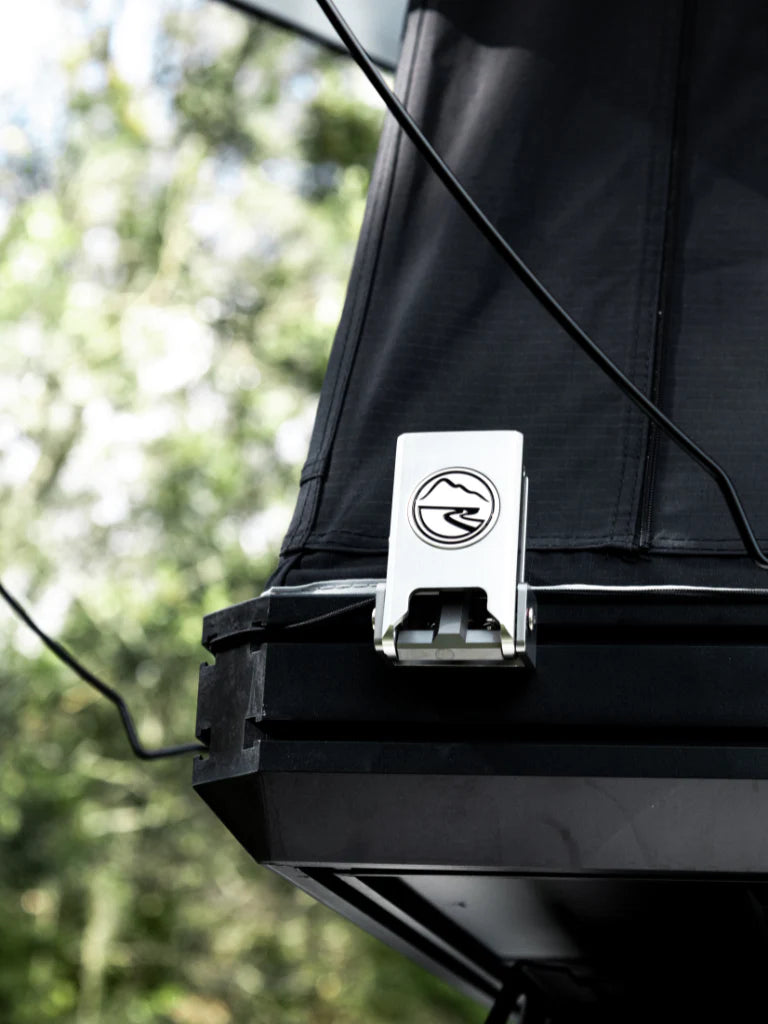 Lucas Creek | LUXE-X Hard Shell Rooftop Tent