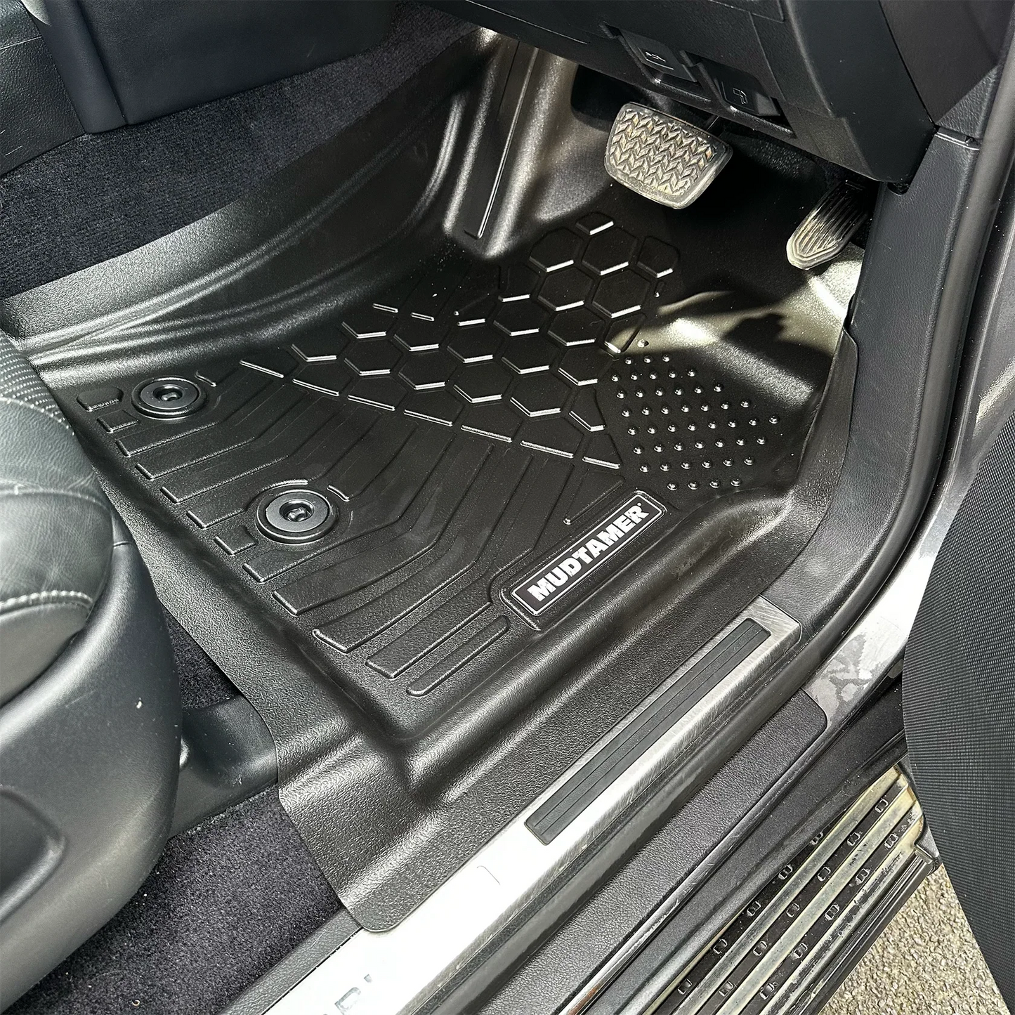MUDTAMER | Floor Mats - Toyota Land Cruiser 200 Series Sahara/VX 2007-2021