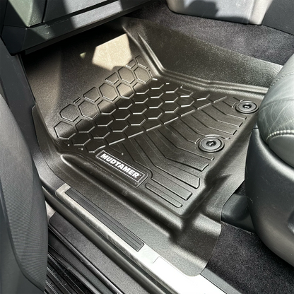 MUDTAMER | Floor Mats - Toyota Land Cruiser 200 Series Sahara/VX 2007-2021