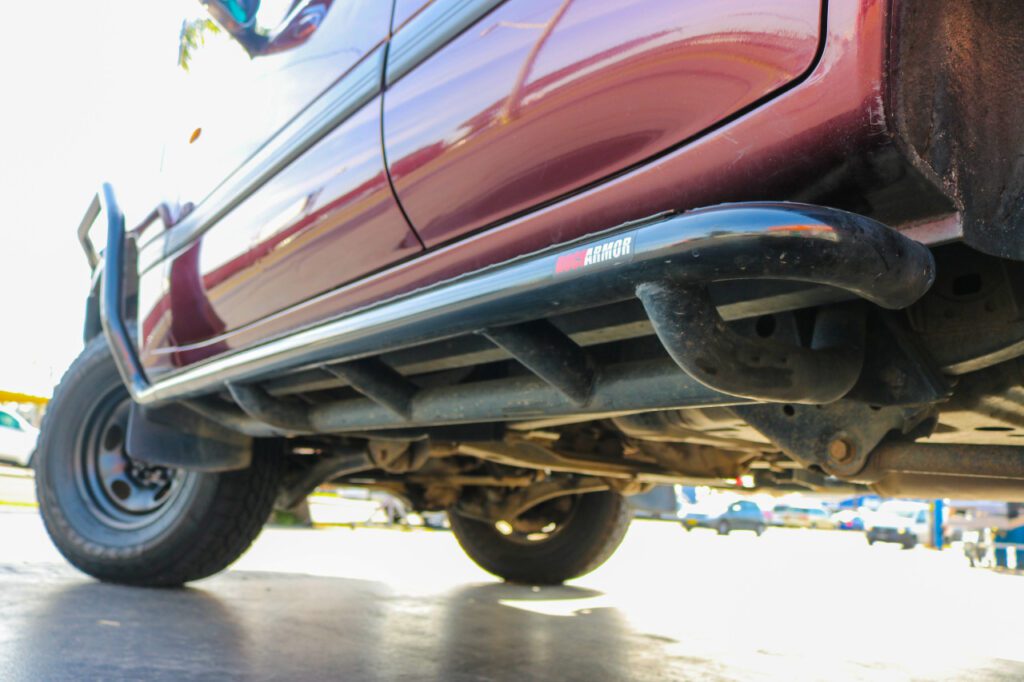 Rockarmor Steel Rockslider Side Step To Suit Toyota Landcruiser FJ80 series 1990-1997 - Hybrid Street & 4x4