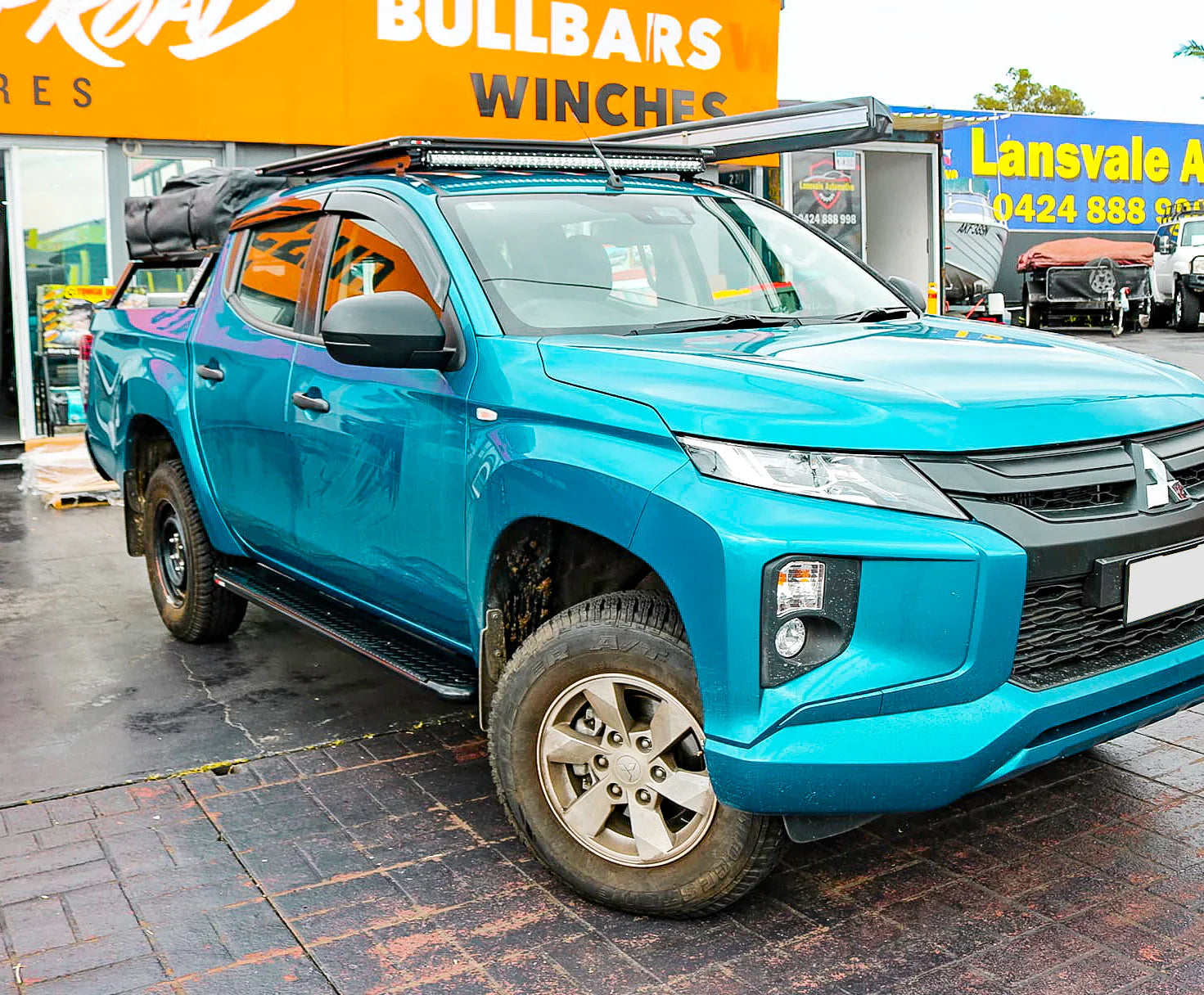Rockarmor Steel Rockslider Side Steps To Suit Mitsubishi Triton MQ & MR 2015 To Current - Hybrid Street & 4x4